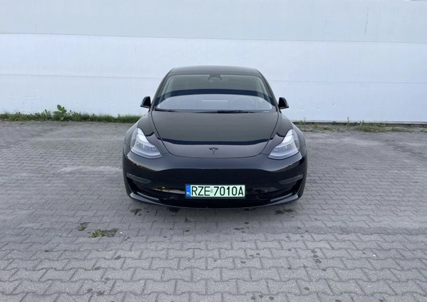 Tesla Model 3 cena 174000 przebieg: 19000, rok produkcji 2022 z Rzeszów małe 92